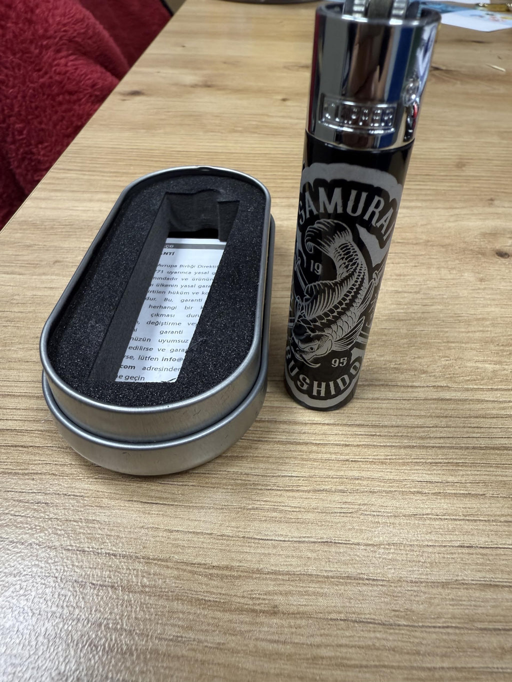 Briquet à Gaz Rechargeable avec Design Dragon, Noir